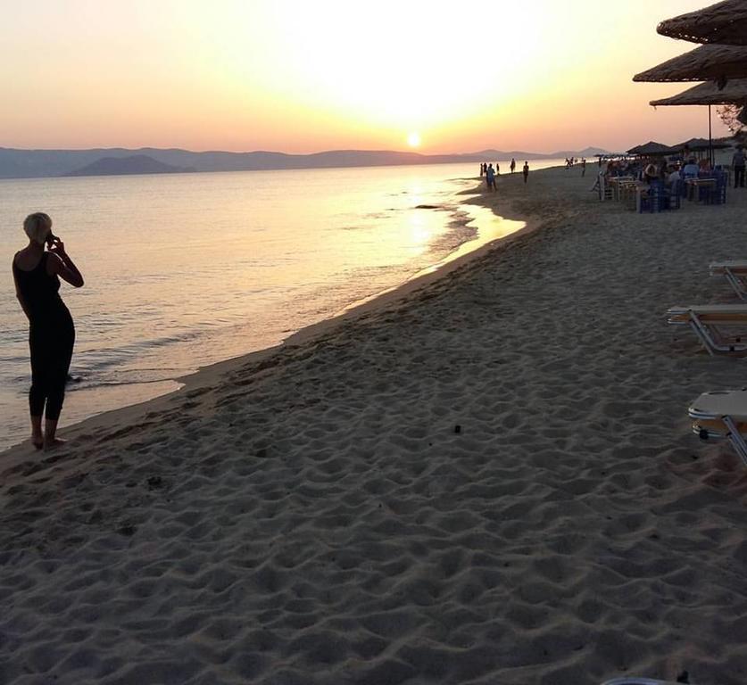 Отель Nostos Plaka Beach Экстерьер фото